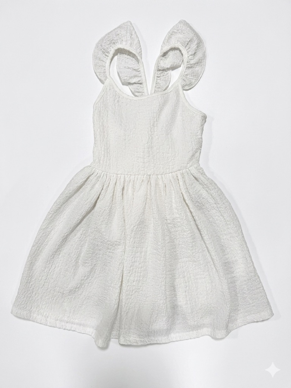 H&M Girl’s White Ruffle Strap Seersucker Dress - Size 3/4T